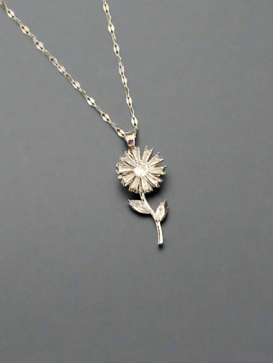 Chrysanthea sunflower zircon pendant necklace in silver stainless steel