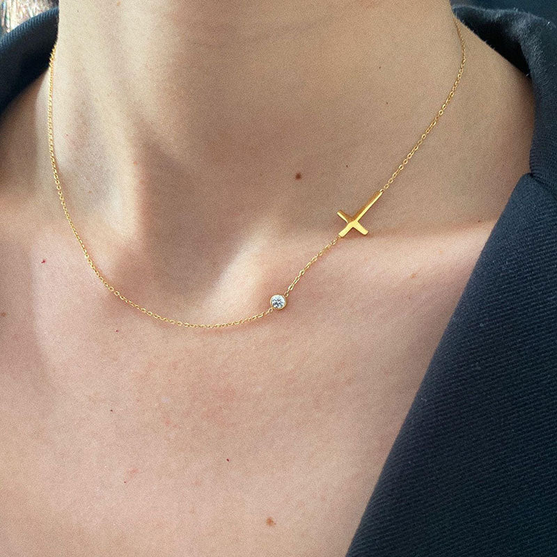 Gold-plated necklace for women – dainty cross design