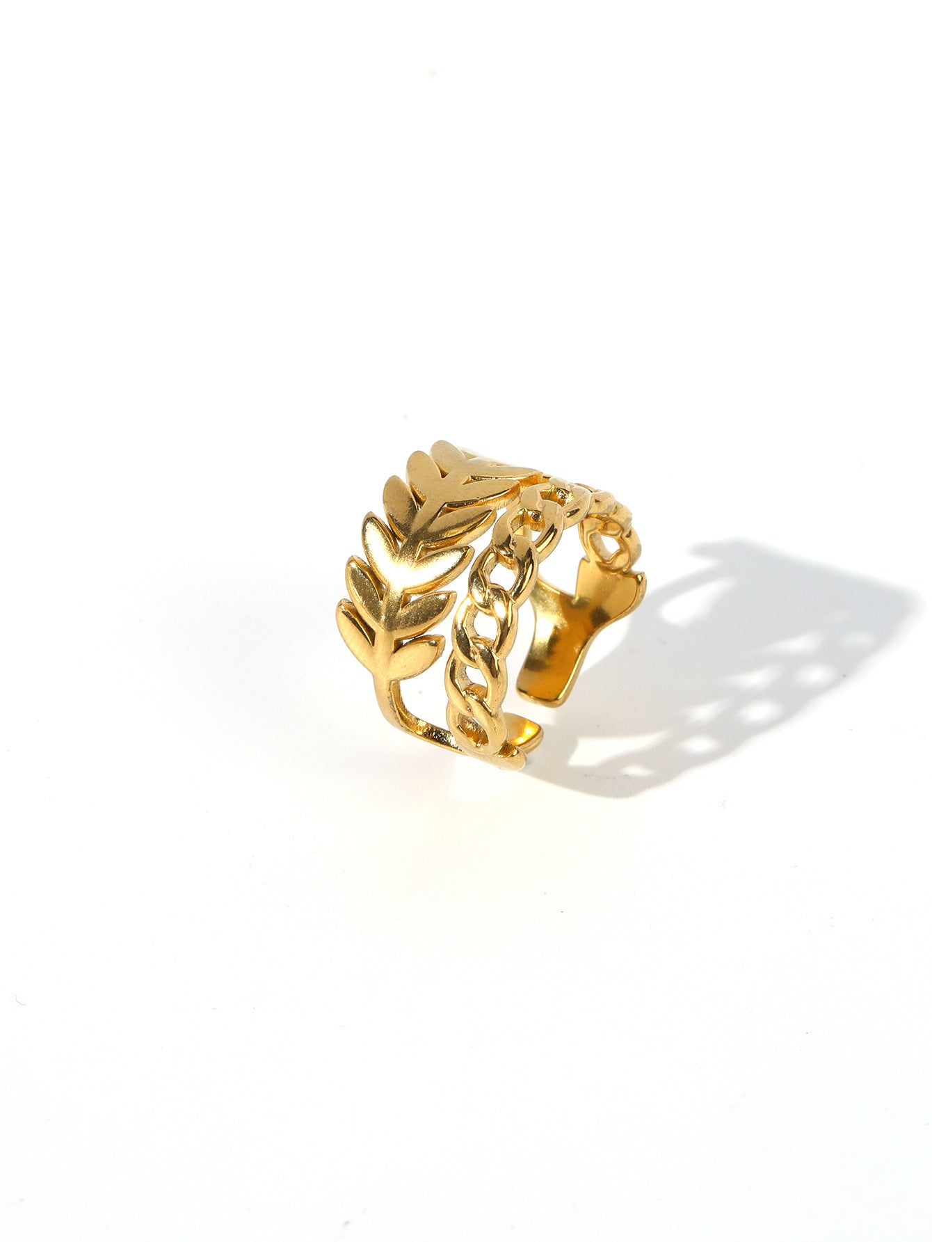 Lilaea vergoldeter Ring mit Ketten- und Blätterdesign