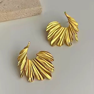 Kreativen Blatt-Design in hochglänzendem 18K Gold