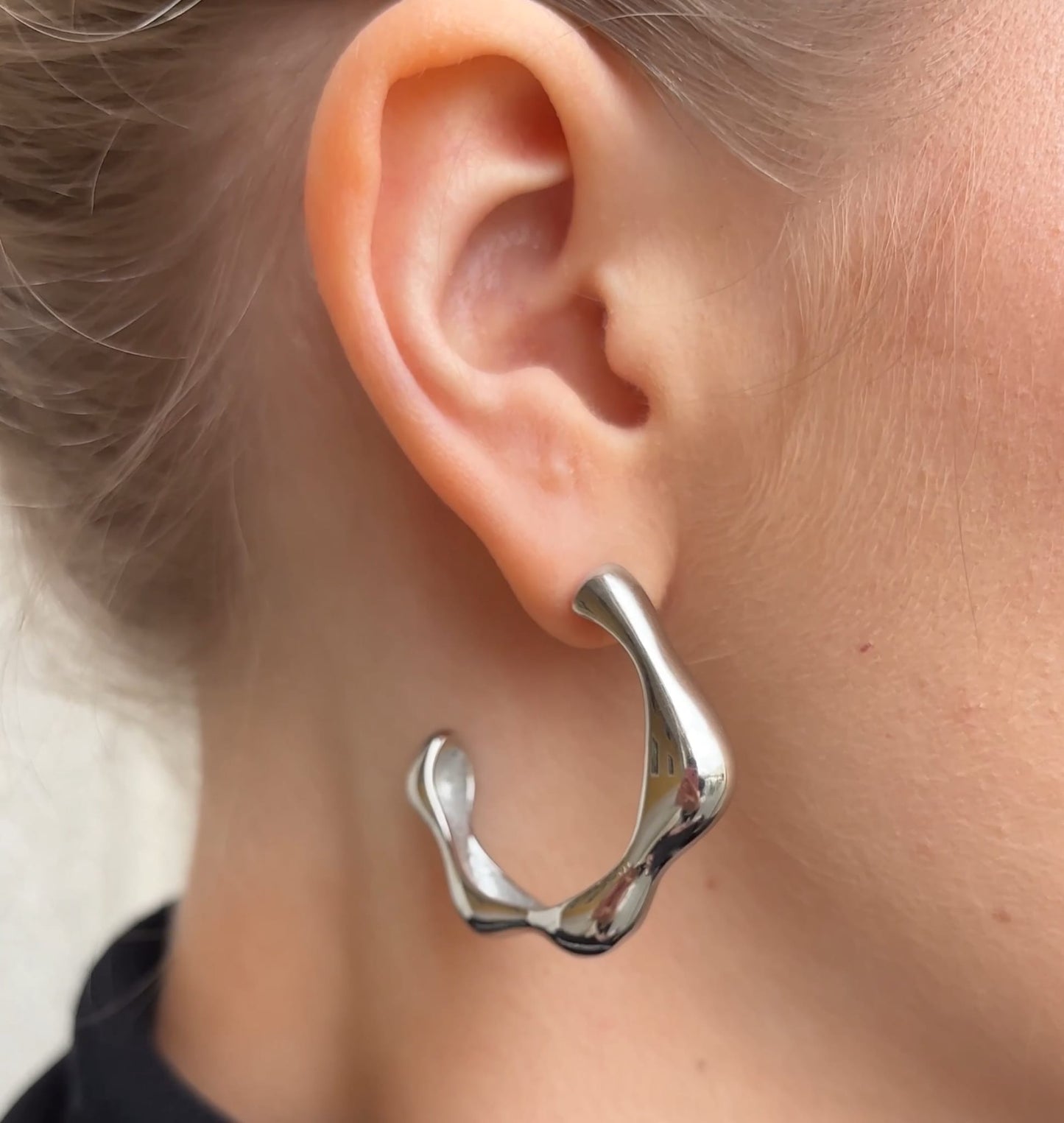 Moderne Statement-Ohrringe silberfarben hypoallergen