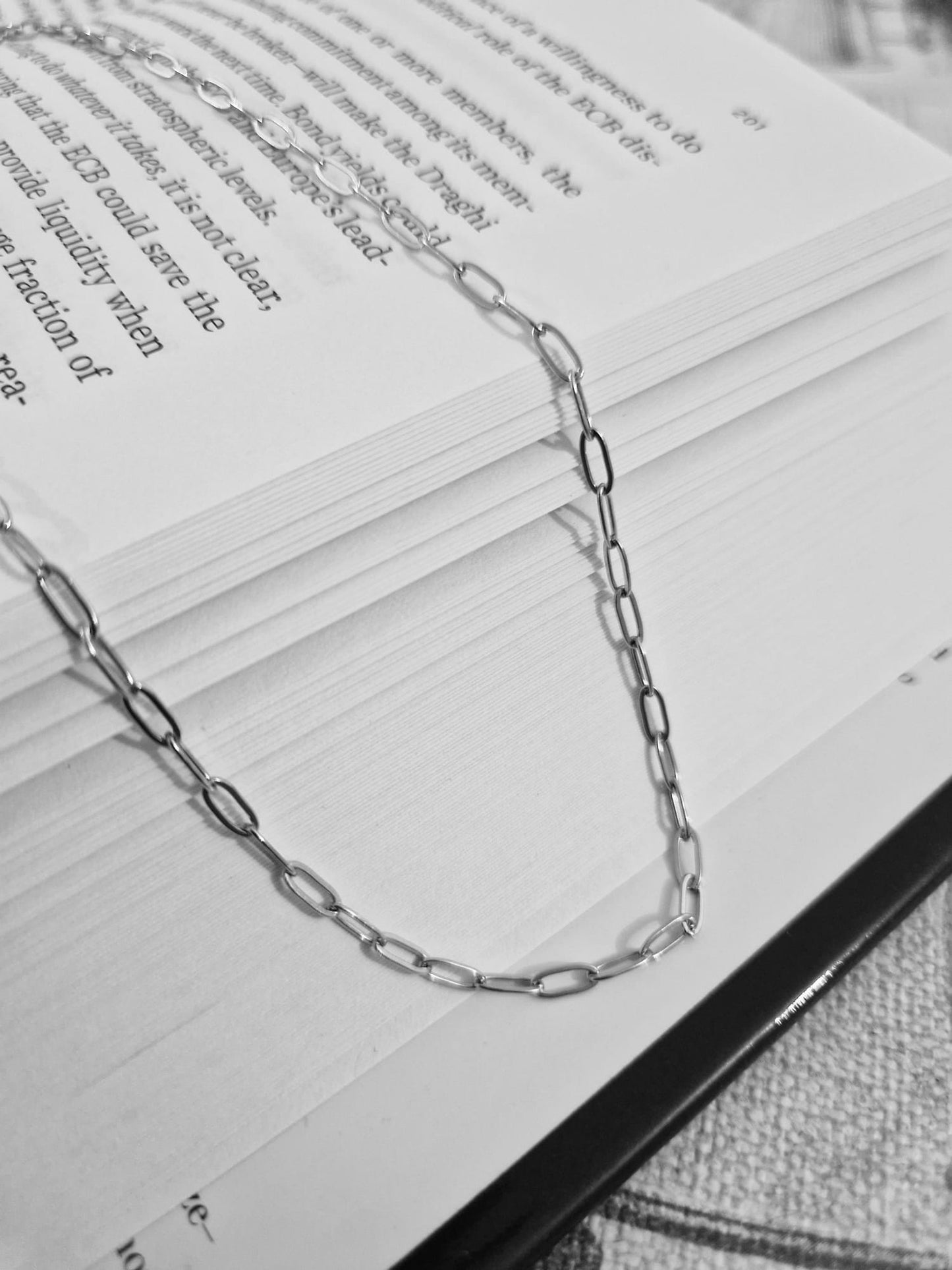Minimalistische Choker Kette aus Edelstahl – CELOSIA